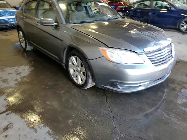 2012 Chrysler 200 Touring VIN: 1C3CCBBB2CN236479 Lot: 71048575