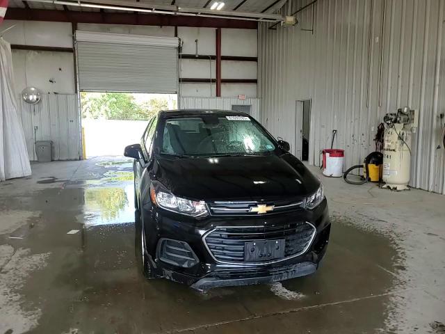 2020 Chevrolet Trax Ls VIN: KL7CJKSB6LB318229 Lot: 81693785