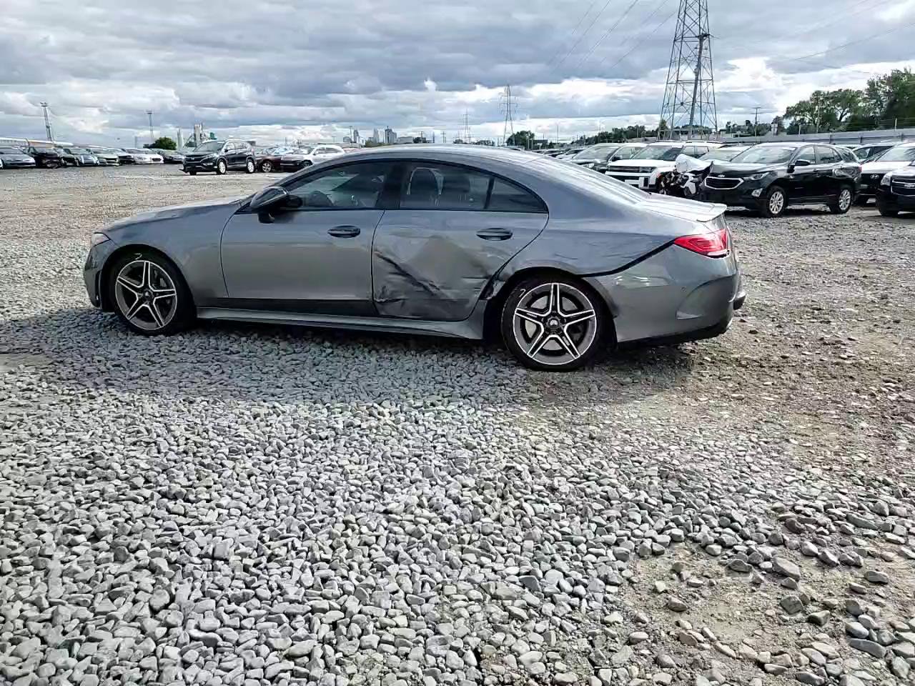 Фото: WDD2J5KB6KA016658