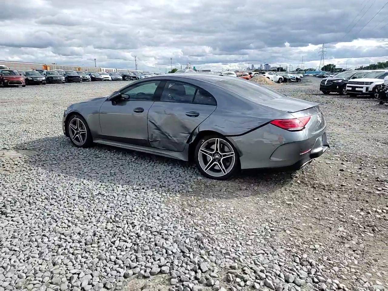 Фото: WDD2J5KB6KA016658