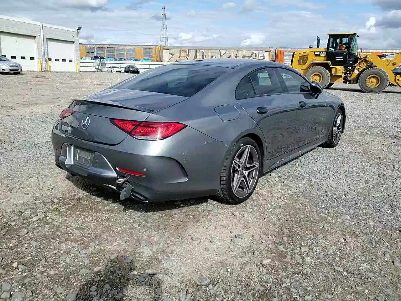 Фото: WDD2J5KB6KA016658