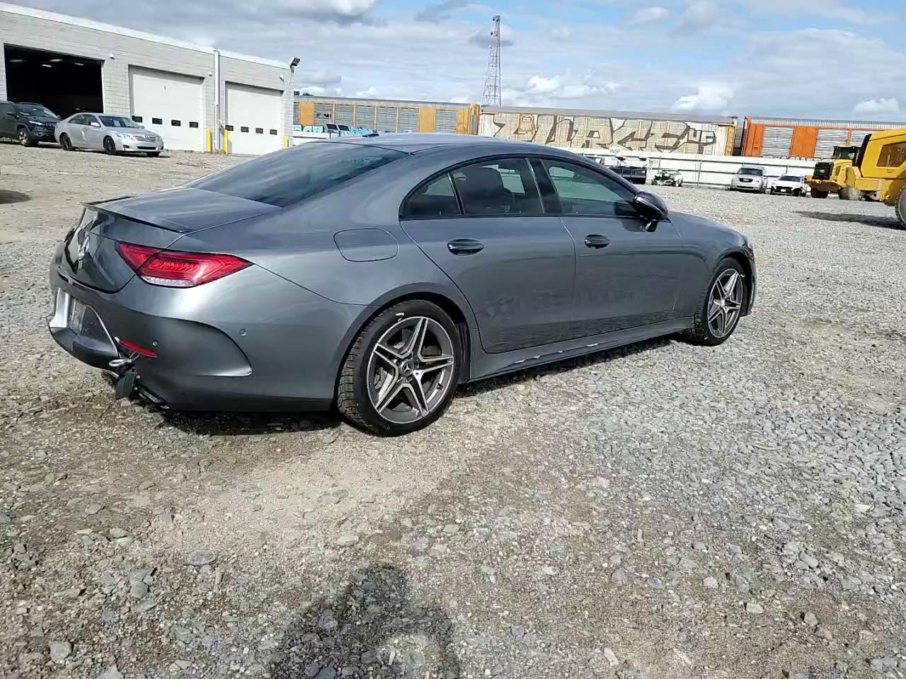 Фото: WDD2J5KB6KA016658