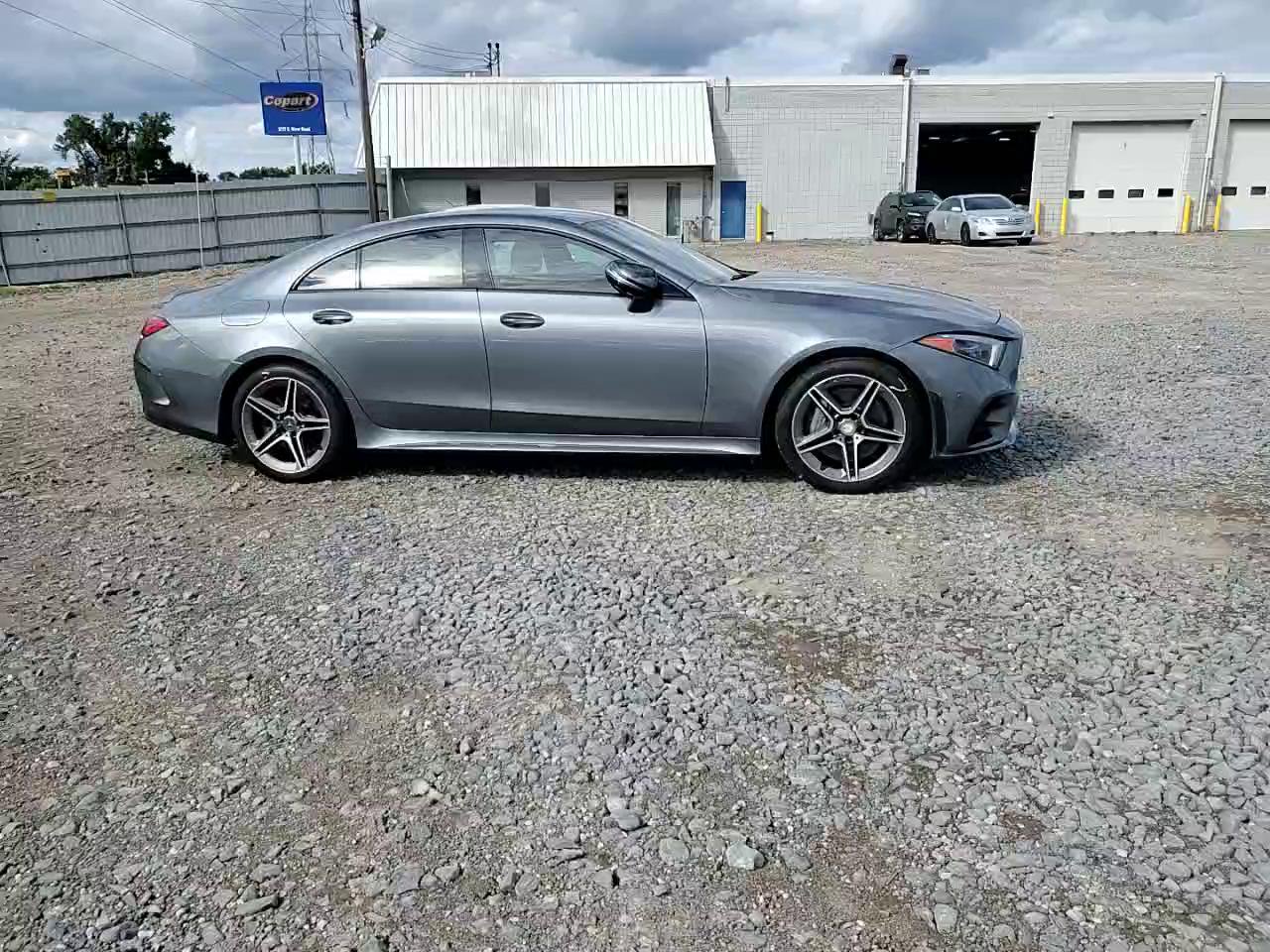 Фото: WDD2J5KB6KA016658