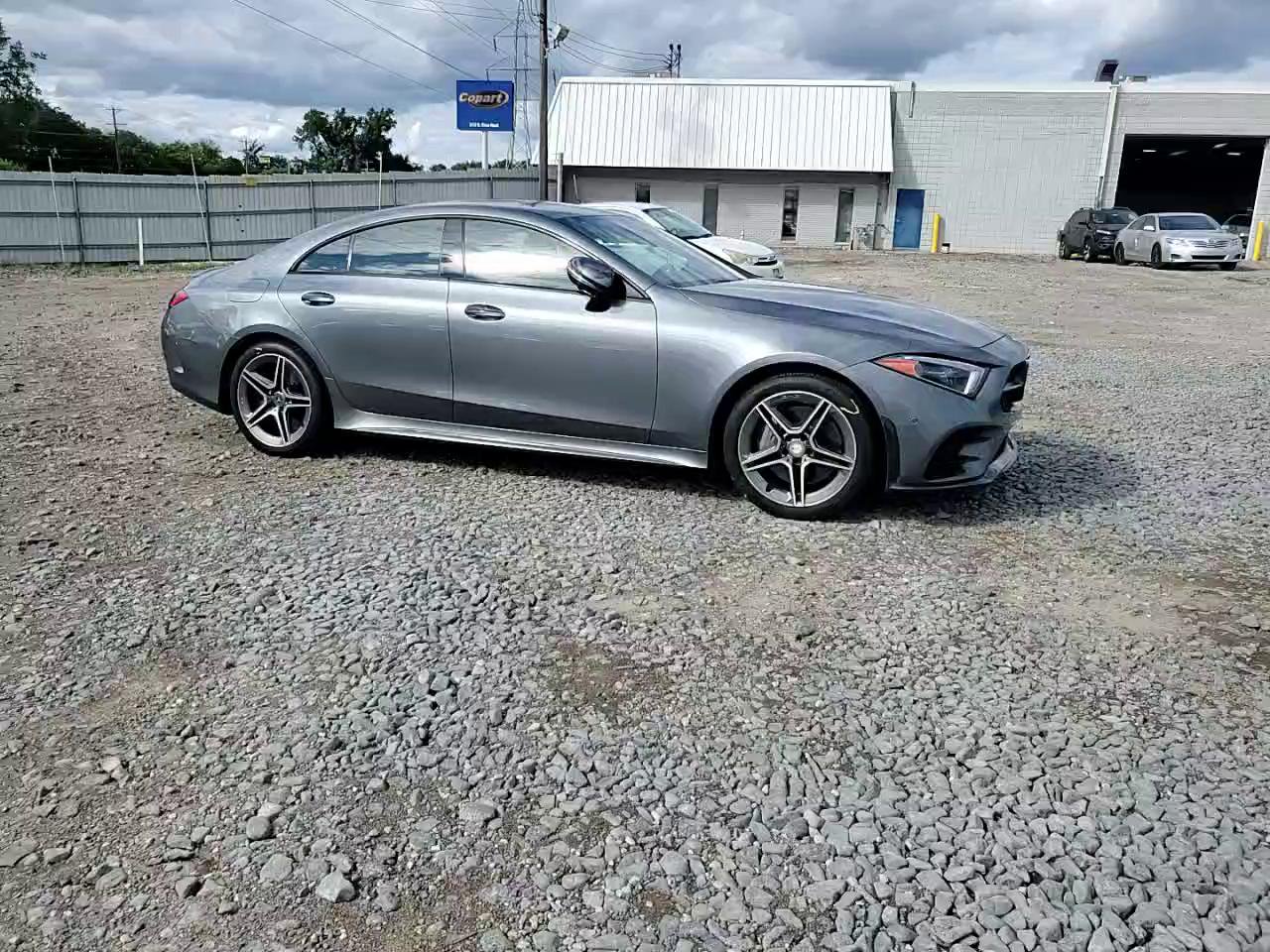 Фото: WDD2J5KB6KA016658