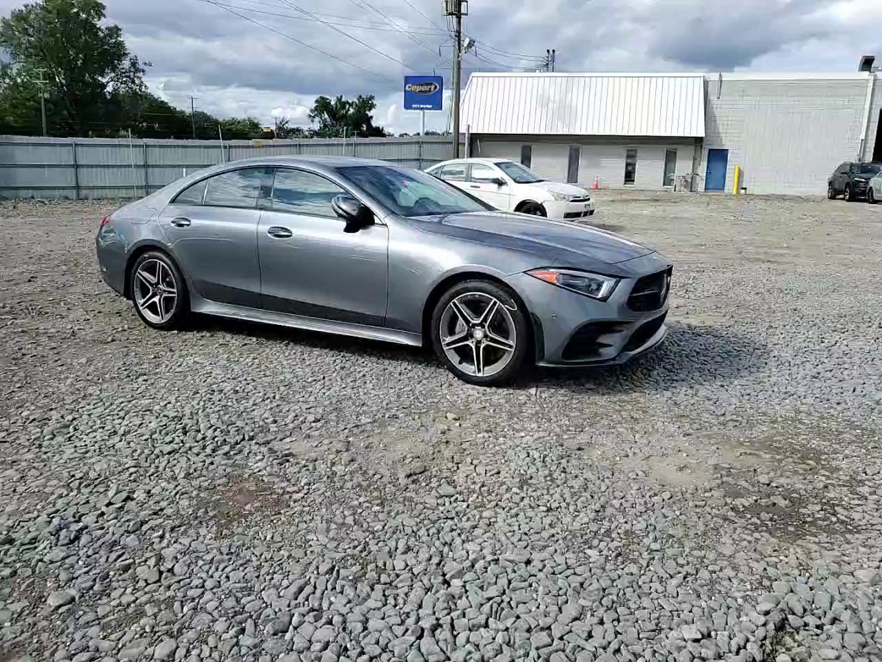 Фото: WDD2J5KB6KA016658