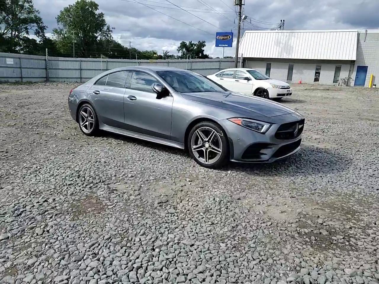 Фото: WDD2J5KB6KA016658