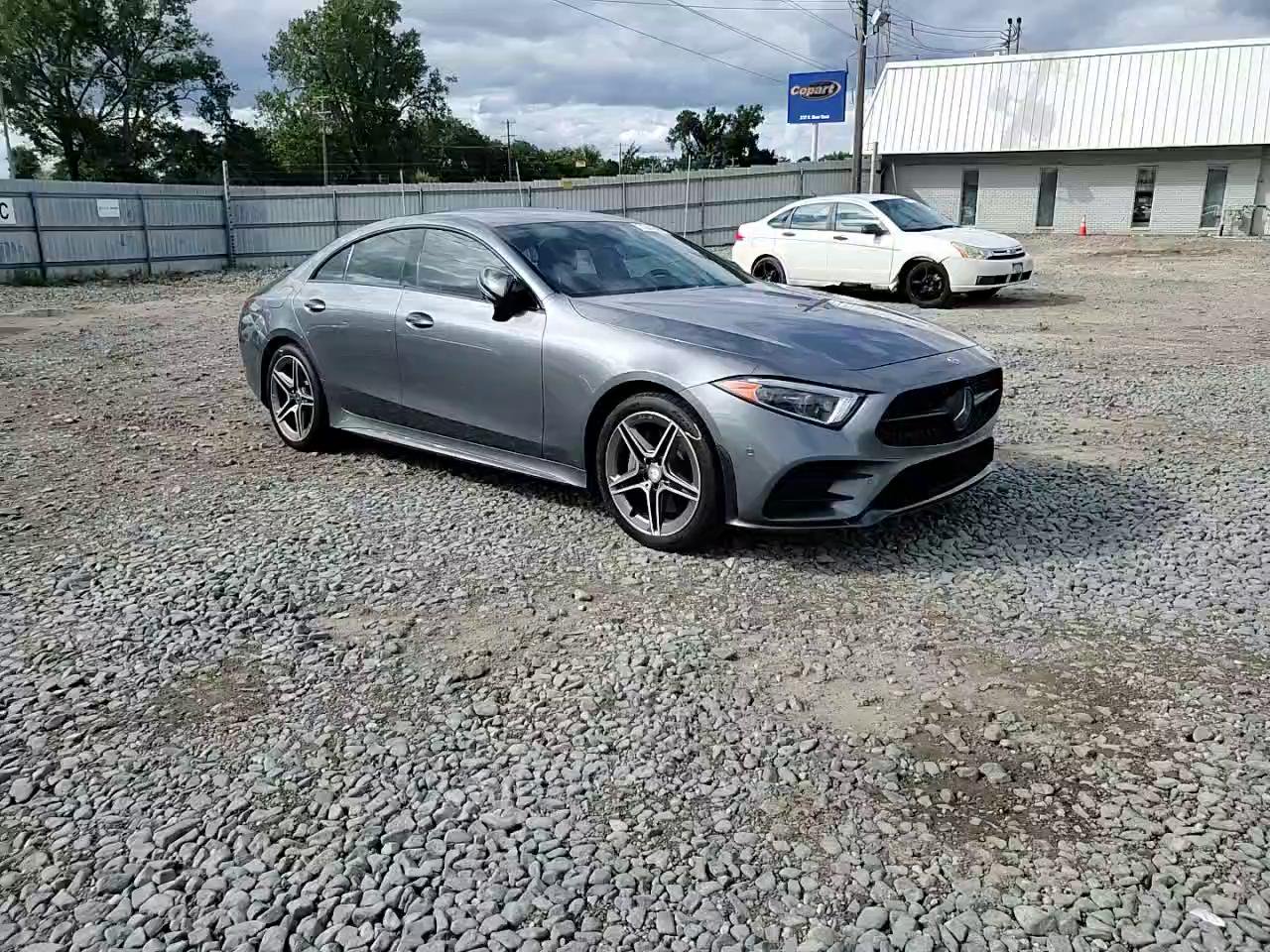 Фото: WDD2J5KB6KA016658