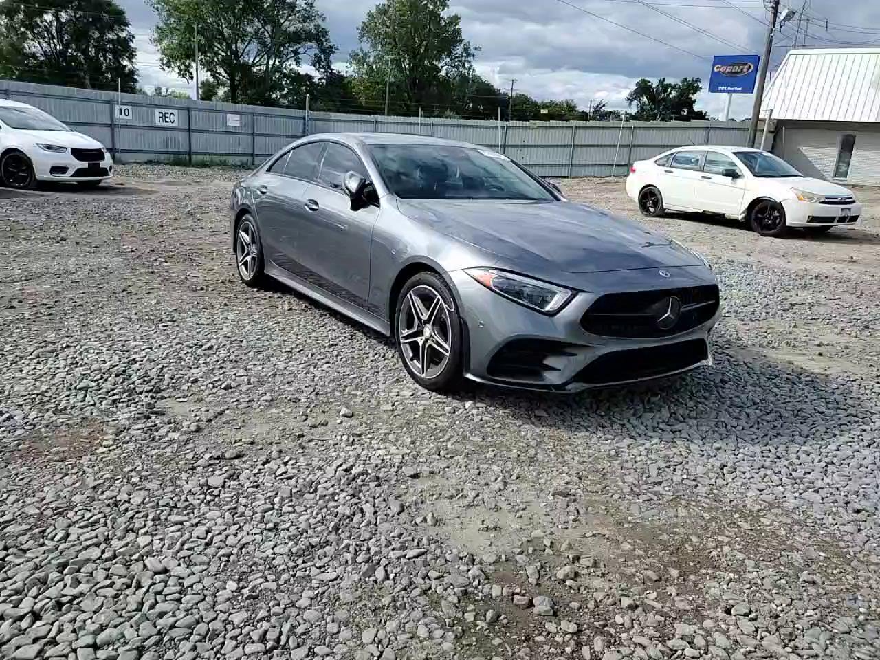 Фото: WDD2J5KB6KA016658