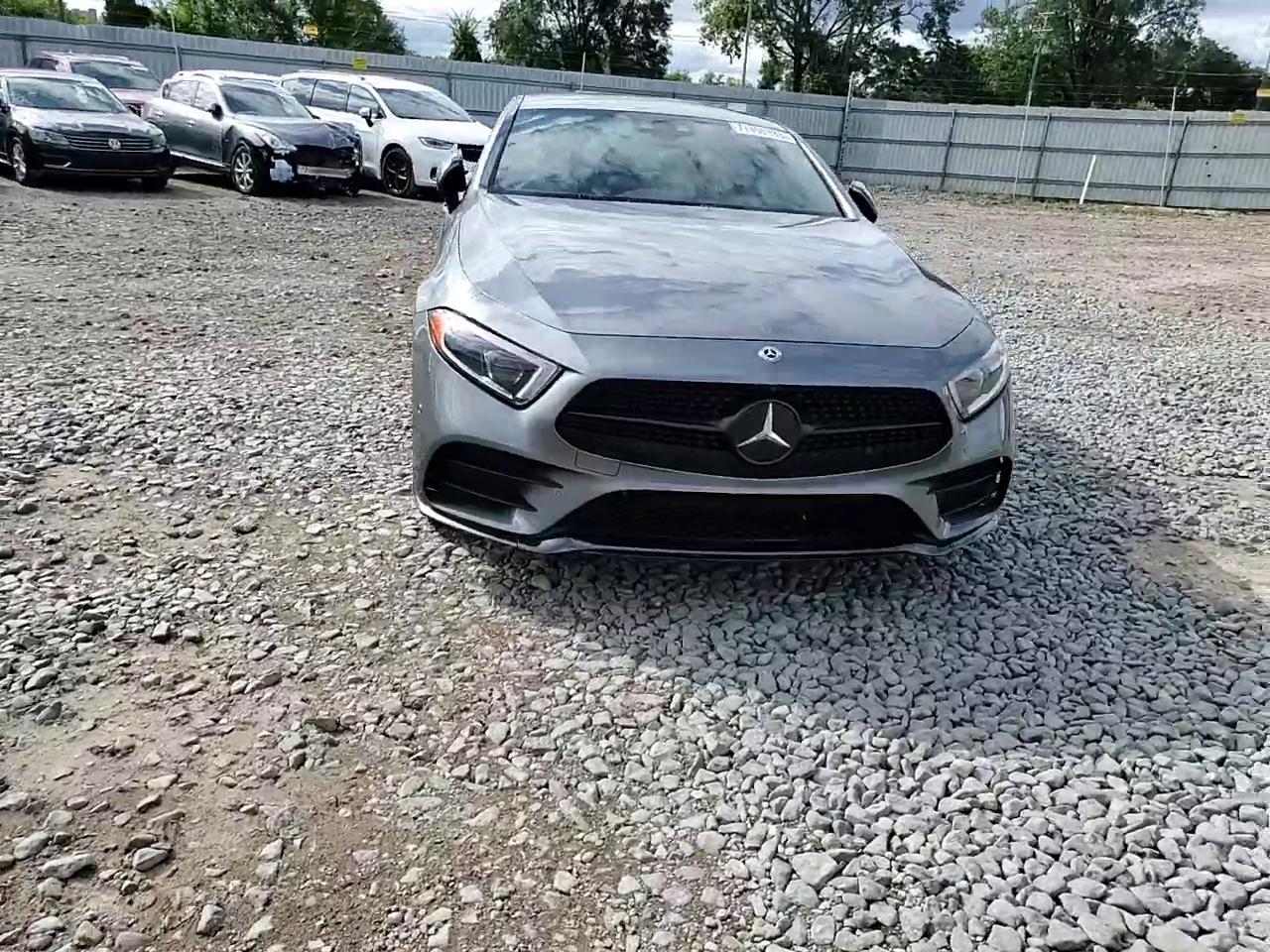 Фото: WDD2J5KB6KA016658