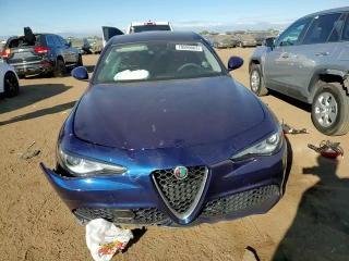 2017 Alfa Romeo Giulia Ti Q4 VIN: ZARFAEEN8H7555473 Lot: 70590863