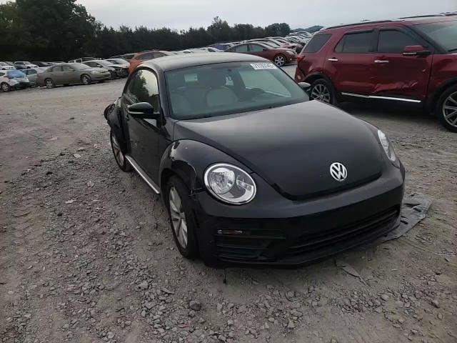 2017 Volkswagen Beetle 1.8T VIN: 3VWF17AT6HM624240 Lot: 48235774