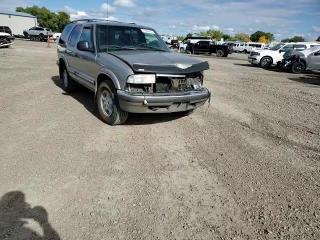 1998 Chevrolet Blazer VIN: 1GNDT13W6W2161472 Lot: 62482804