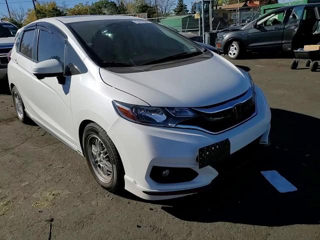 2018 Honda Fit Ex VIN: 3HGGK5G86JM731257 Lot: 77417964