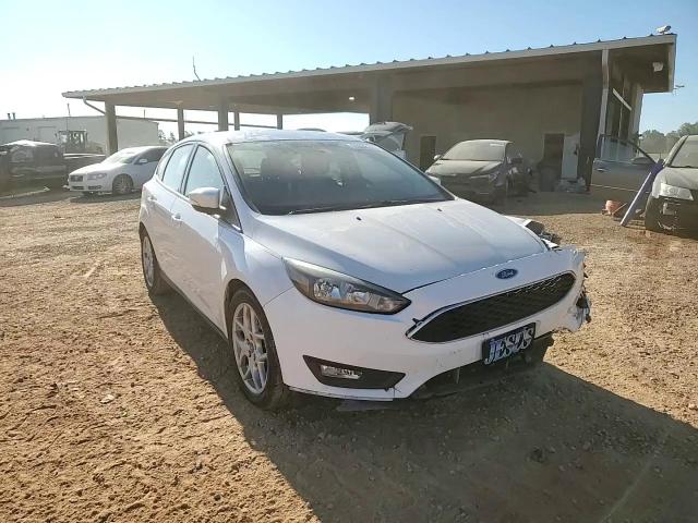 2015 Ford Focus Se VIN: 1FADP3K2XFL318492 Lot: 76332724