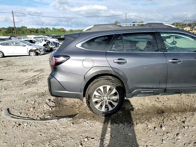 2024 Subaru Outback Touring VIN: 4S4BTAPC7R3214688 Lot: 73972184