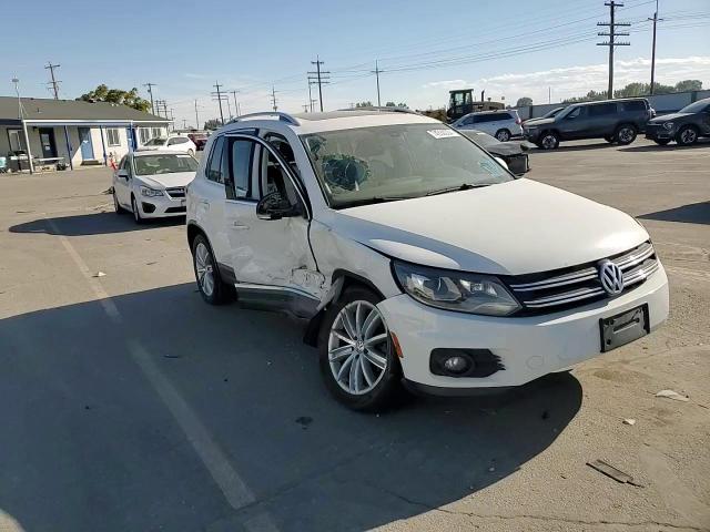 2016 Volkswagen Tiguan S VIN: WVGBV7AX7GW527356 Lot: 74280234