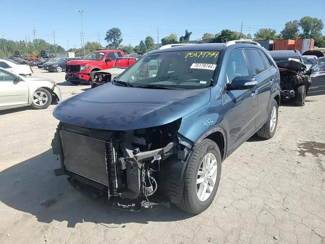 2014 Kia Sorento - Image 12