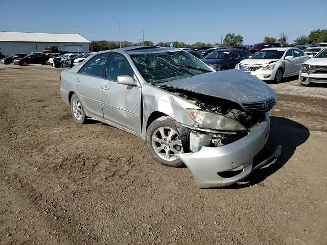 2005 Toyota Camry Le VIN: 4T1BE30K25U522251 Lot: 73881654