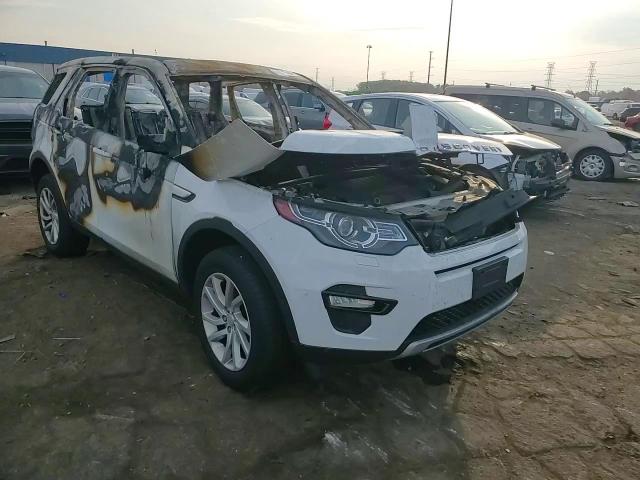 2019 Land Rover Discovery - Image 11
