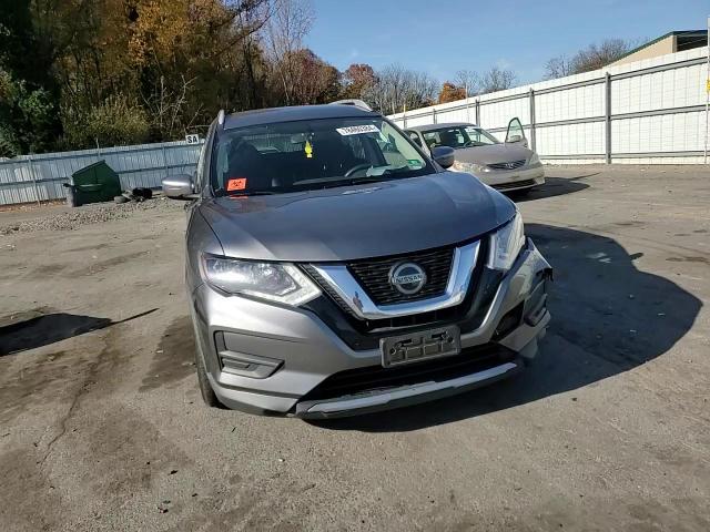 2018 Nissan Rogue - Image 12