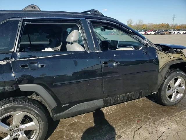 2021 Toyota RAV 4 - Image 15