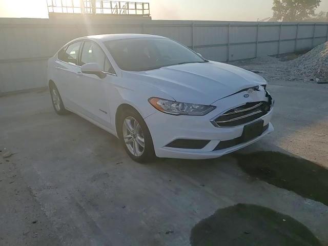 2018 Ford Fusion - Image 11