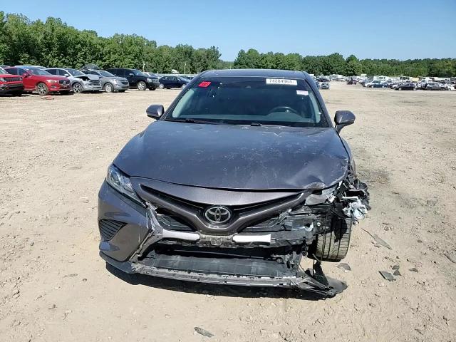 4T1B11HK1JU670454 2018 Toyota Camry L