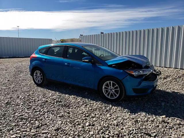 1FADP3K29FL318211 2015 Ford Focus Se