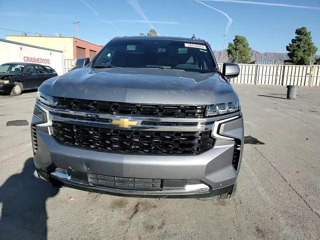 2022 Chevrolet Suburban - Image 11