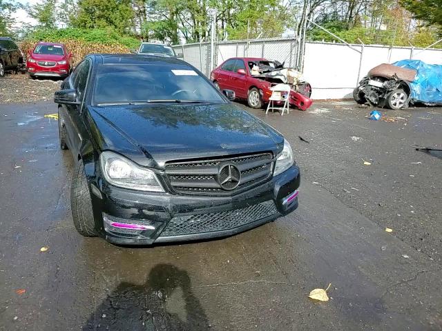 2012 Mercedes-Benz C 350 VIN: WDDGJ5HBXCF736238 Lot: 76761924