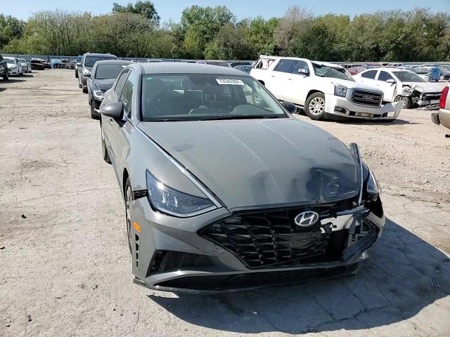 2023 Hyundai Sonata - Image 10