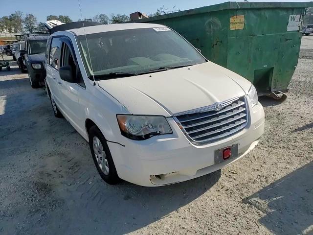 2009 Chrysler Town & Country Lx VIN: 2A8HR44E99R521249 Lot: 75398524