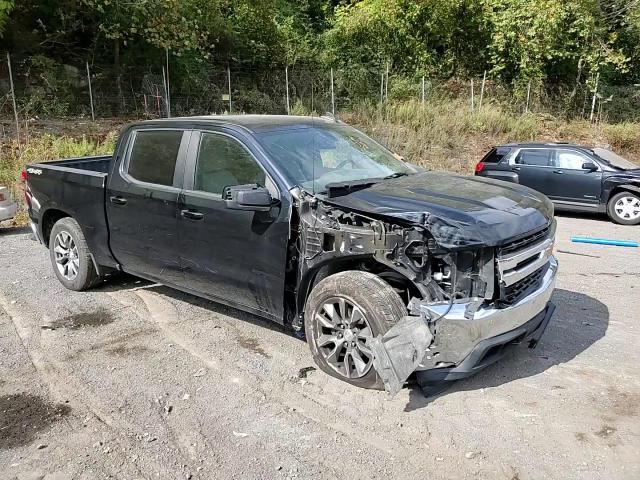 2020 Chevrolet Silverado - Image 13
