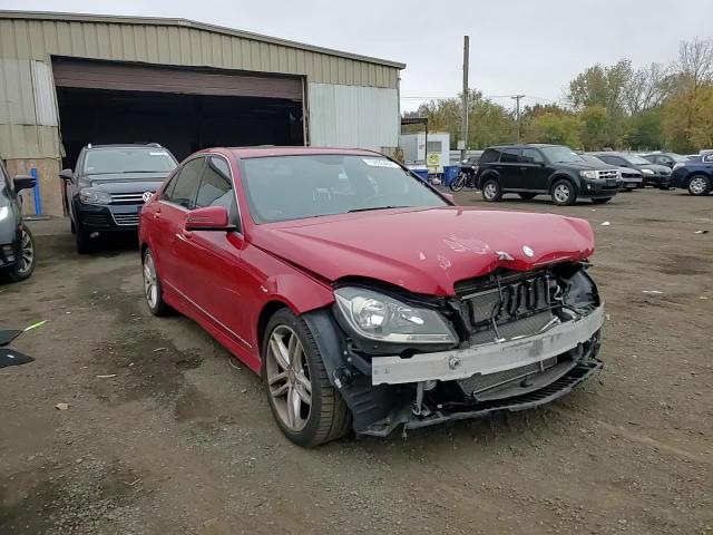 2013 Mercedes-Benz C 300 4Matic VIN: WDDGF8ABXDA820538 Lot: 75993464