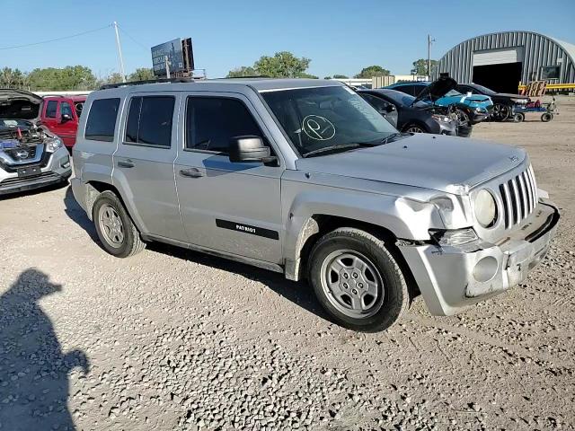 2010 Jeep Liberty (Patriot) - Image 11