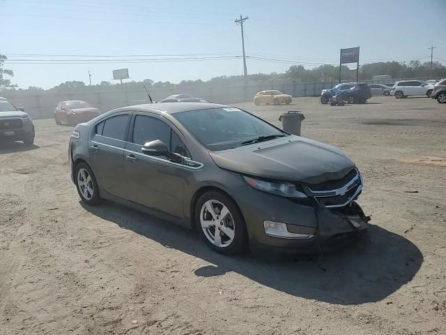2014 Chevrolet Volt - Image 11