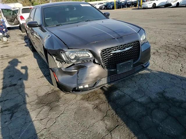 2020 Chrysler 300 S VIN: 2C3CCABG2LH158607 Lot: 74784334