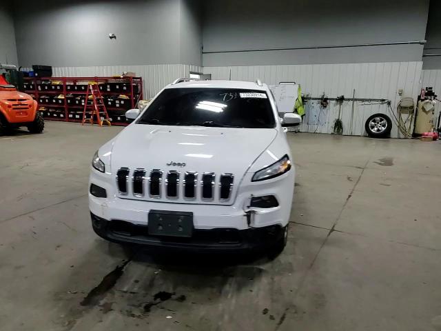 2016 Jeep Cherokee Latitude VIN: 1C4PJMCB6GW357934 Lot: 73230914