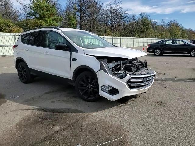 2019 Ford Escape Se VIN: 1FMCU9GD5KUC17954 Lot: 75237854