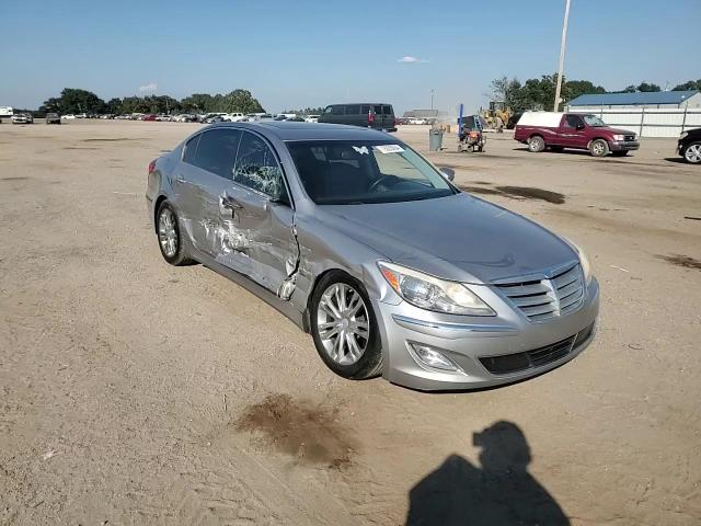 2012 Hyundai Genesis - Image 10