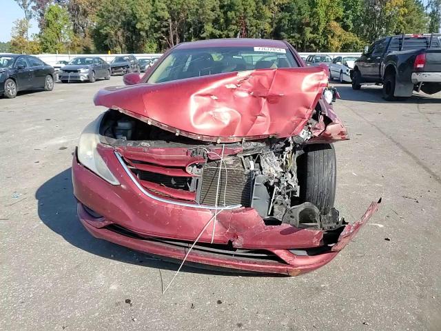 2012 Hyundai Sonata - Image 11