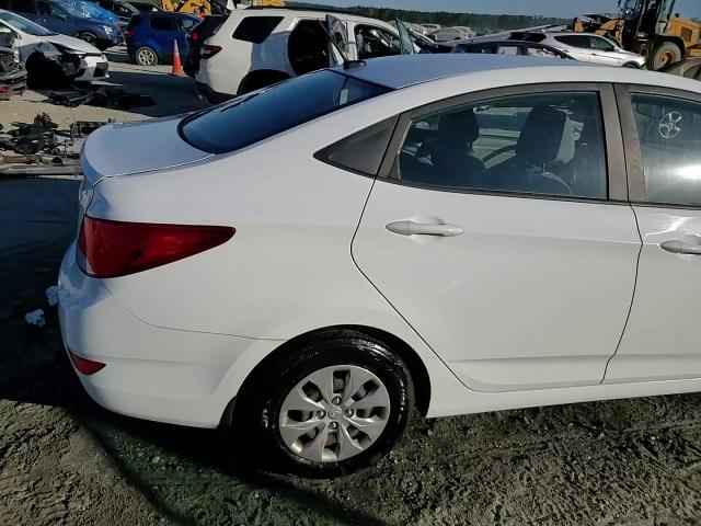 2017 Hyundai Accent Se VIN: KMHCT4AE8HU261575 Lot: 75863364