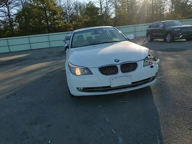 2008 BMW 528 Xi VIN: WBANV13528BZ47767 Lot: 75609234