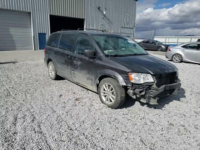 2015 Dodge Caravan - Image 11