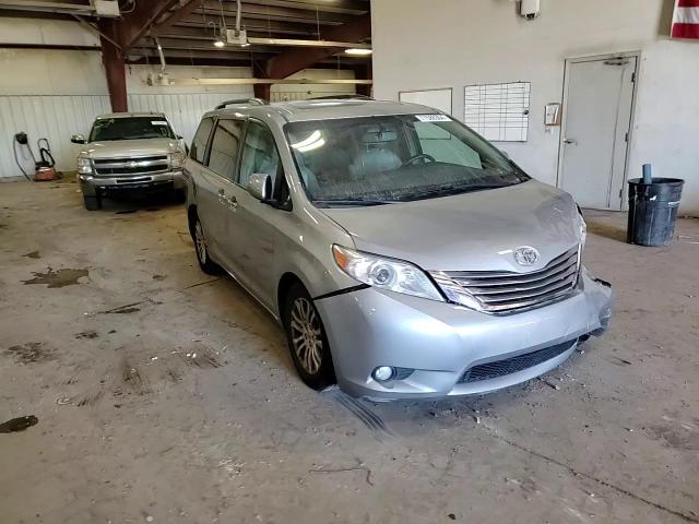 2015 Toyota Sienna Xle VIN: 5TDYK3DC2FS601676 Lot: 77588364