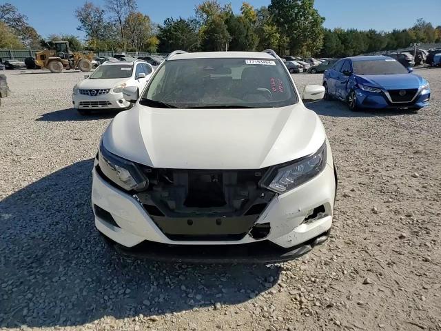 2020 Nissan Rogue - Image 12