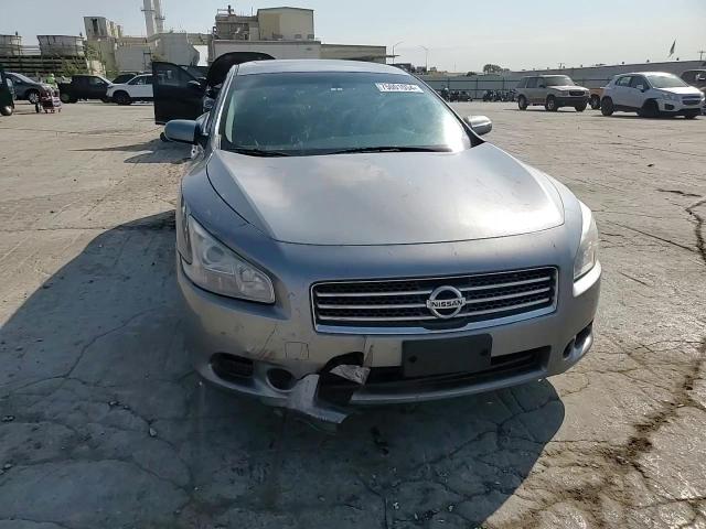2009 Nissan Maxima - Image 11