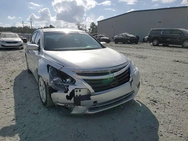 2013 Nissan Altima - Image 13