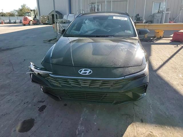 2025 Hyundai Elantra Sel Sport VIN: KMHLM4DG6SU869192 Lot: 76576034