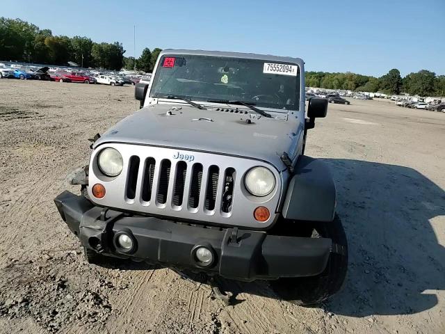 2013 Jeep Wrangler Unlimited Sport VIN: 1C4BJWDGXDL605695 Lot: 75552094